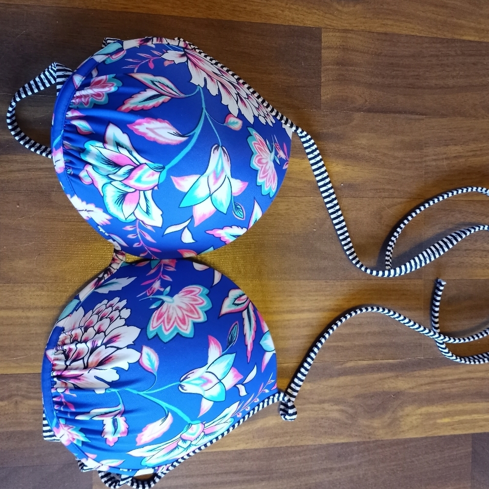 Shade and Shore swim top